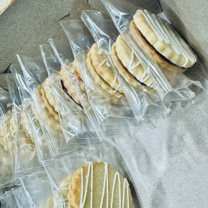 White Chocolate Raspaberry Jam Cookie