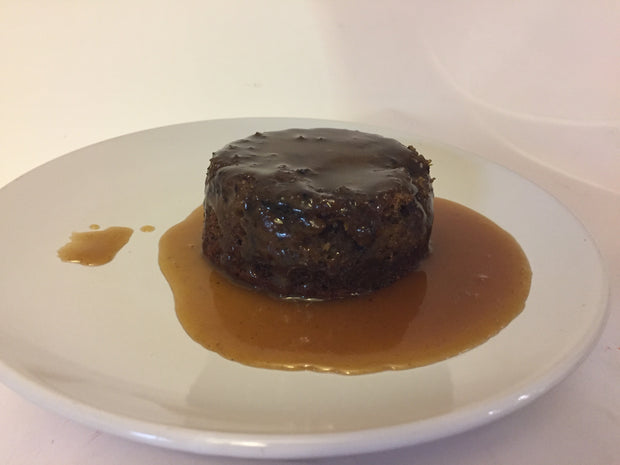 Sticky Toffee Pudding w Sauce